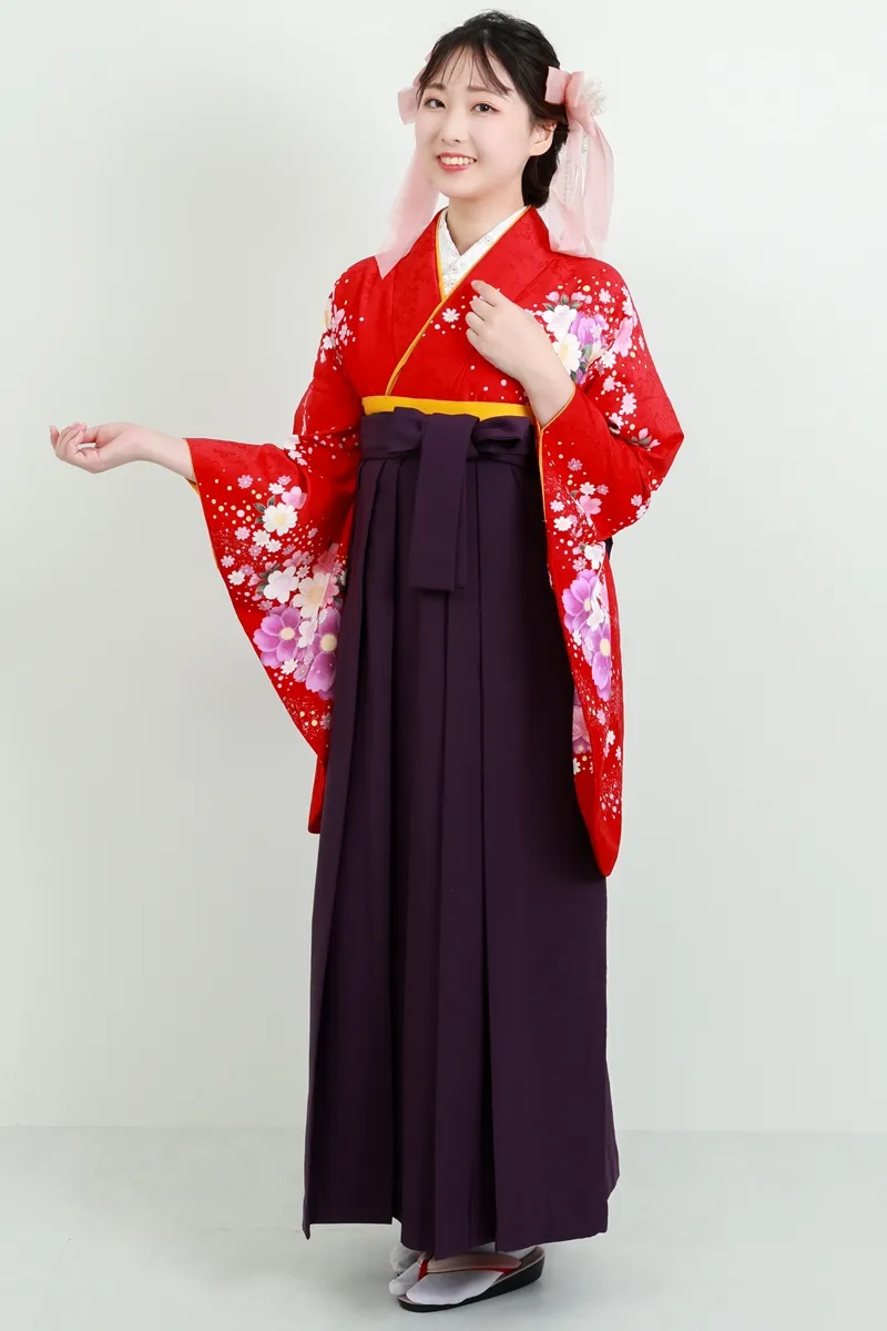 着物】赤に八重ｻｸﾗ+【袴】ムラサキ│ネットで簡単・便利に☆袴